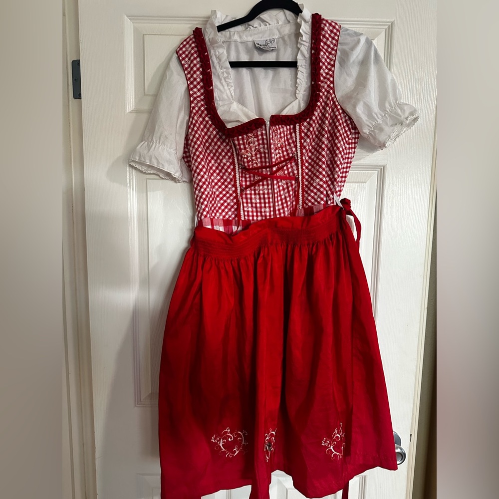 Real German Dirndl